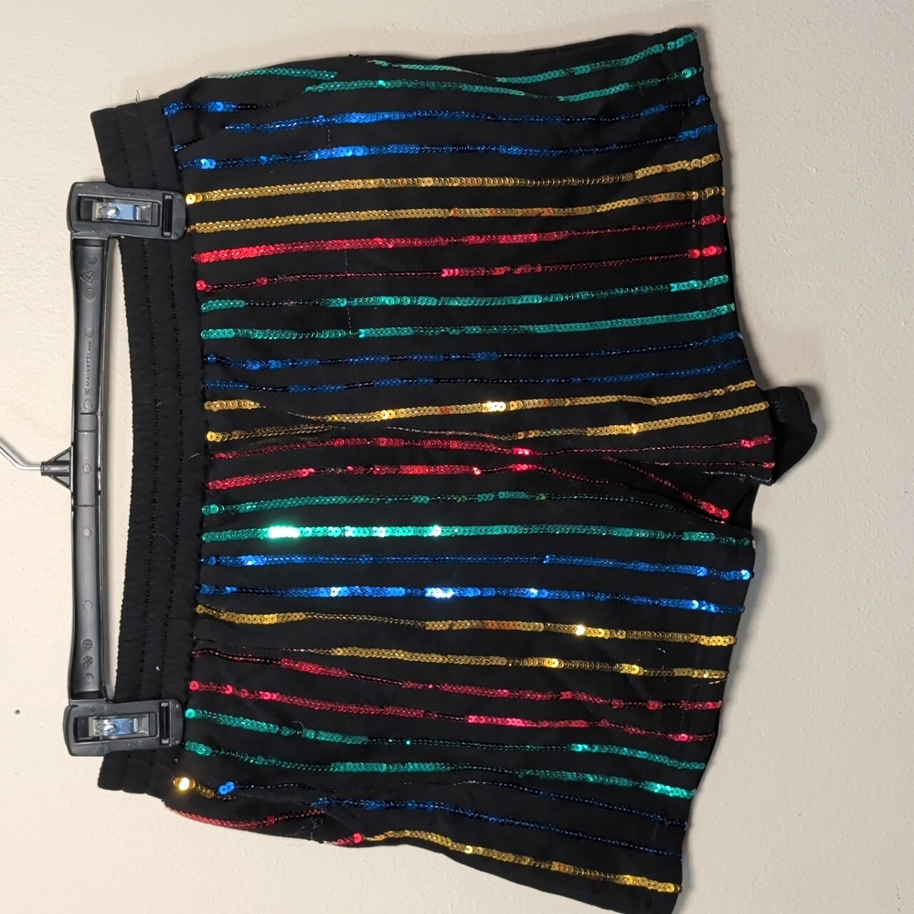 Mainstrip Black Rainbow Sequin Stripe Short Set Cropped Top Women's Size L - Picture 2 of 7